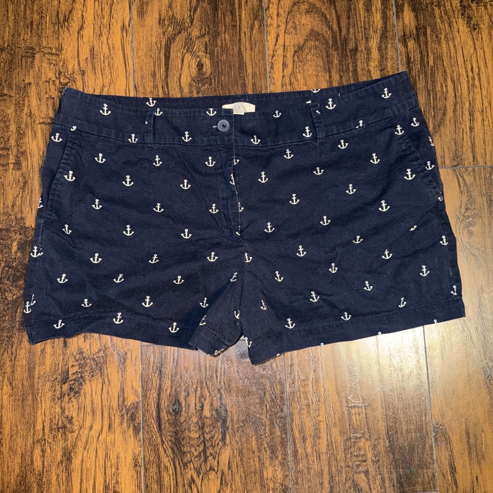 The LOFT Outlet Size 16 Flat Front Short Button Zip Casual Navy w/ White Anchors